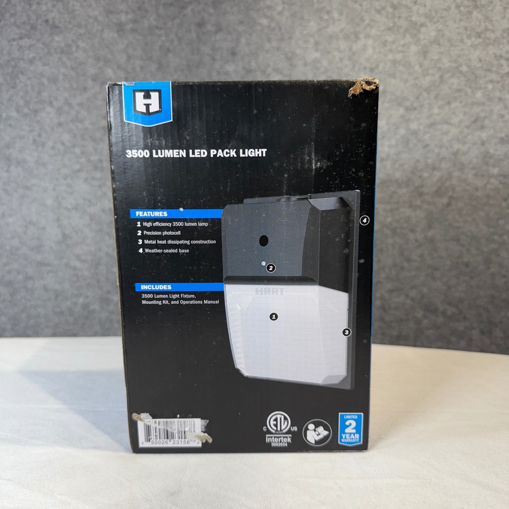 HART 3500 Lumen LED Pack Light All Weather Dusk Dawn‎ Outdoor Security Lighting - Picture 4 of 5